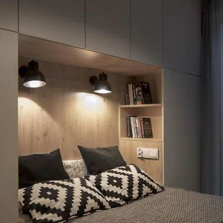 Charming With Garden, Only 1 Km To Wawel Castle By Renters Lägenhet